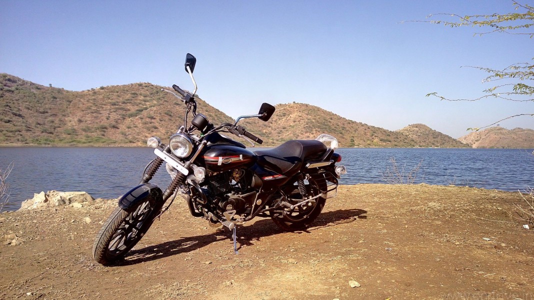 Bajaj Avenger Street 220 Review