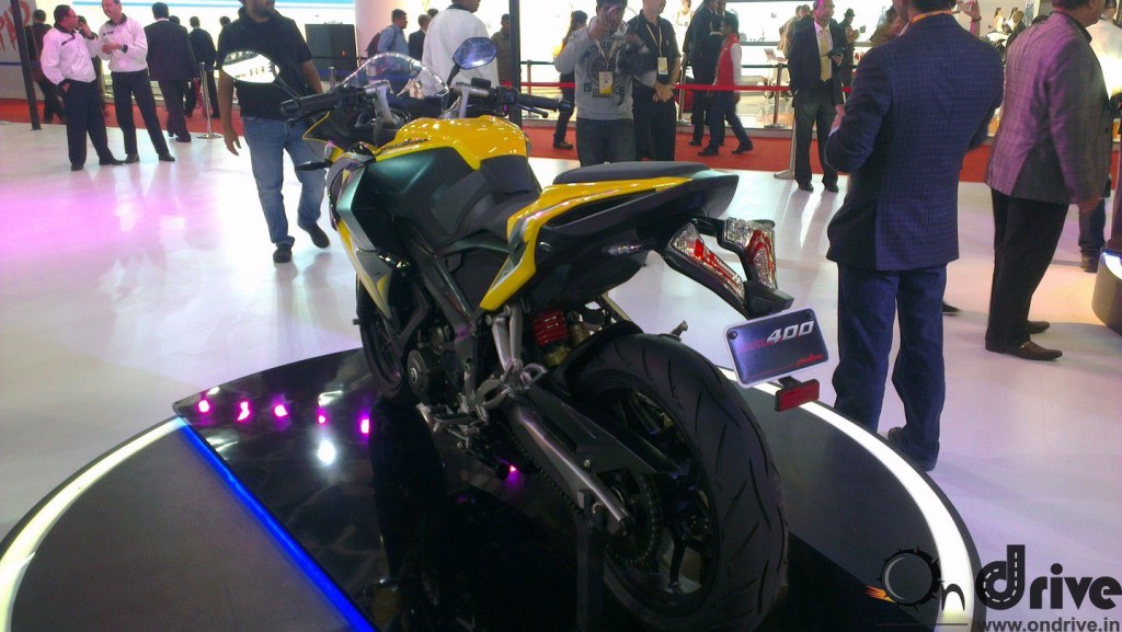 Bajaj Pulsar 400SS