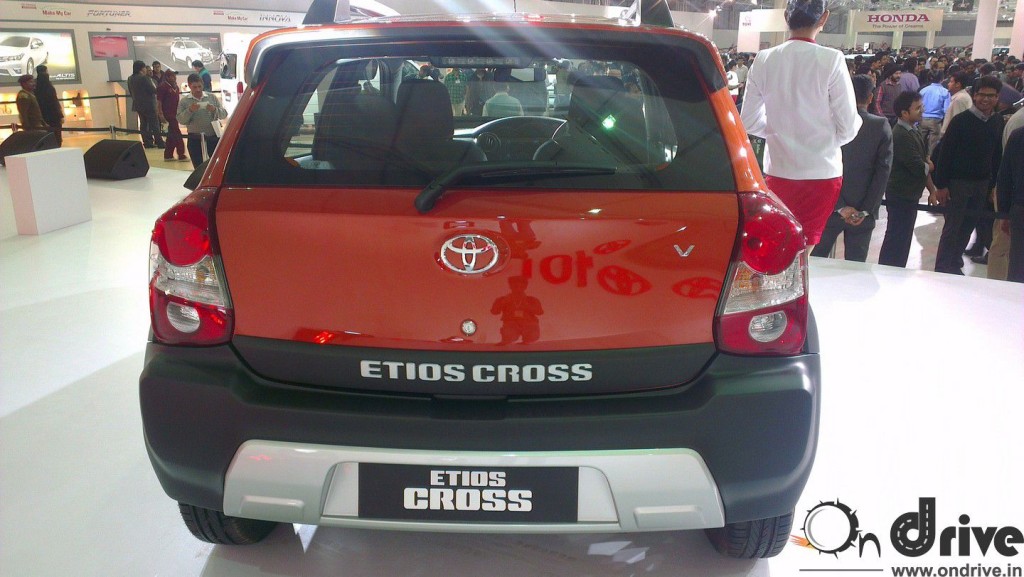 Toyota Etios Cross