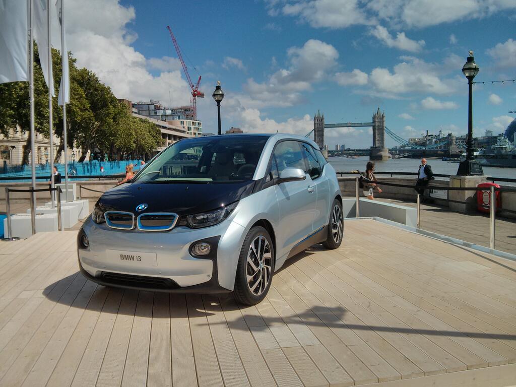 BMW i3