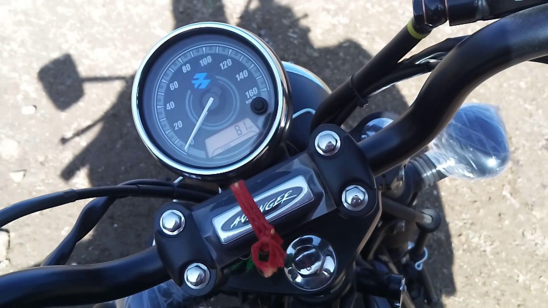 Bajaj Avenger Street 220 Review