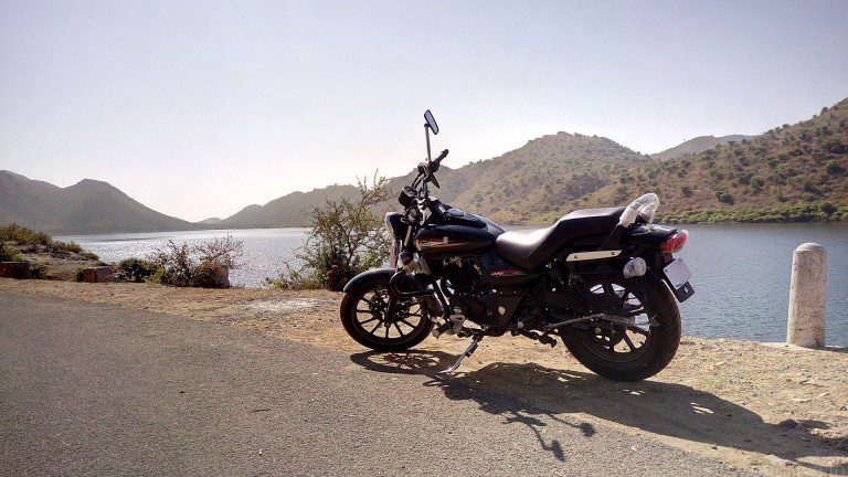 Bajaj Avenger Street 220 Review